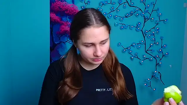 Stefanie Sweet online show from November 22, 6:23 am