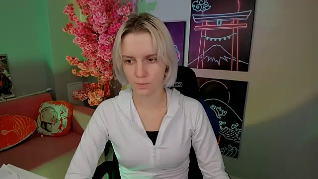 BethanyCloud online show from November 18, 5:45 am