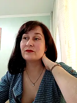 Amandda  online show from June 1, 4:31 pm