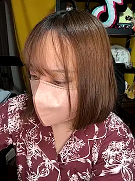 0kanna0 online show from October 3, 3:31 pm