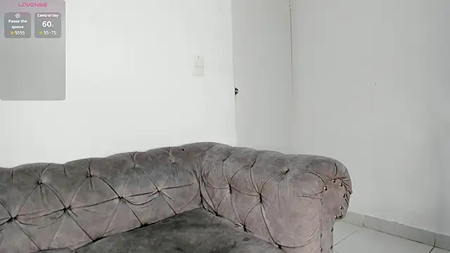 OwenStonne  online show from September 23, 4:04 am