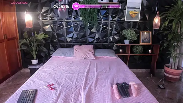 April  foxx online show from October 25, 3:29 pm