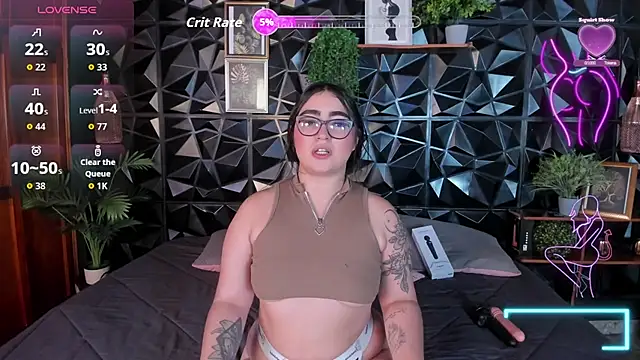 April  foxx online show from November 18, 3:05 pm