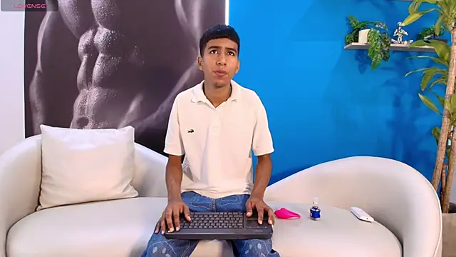 ender h0t online show from September 9, 1:43 pm