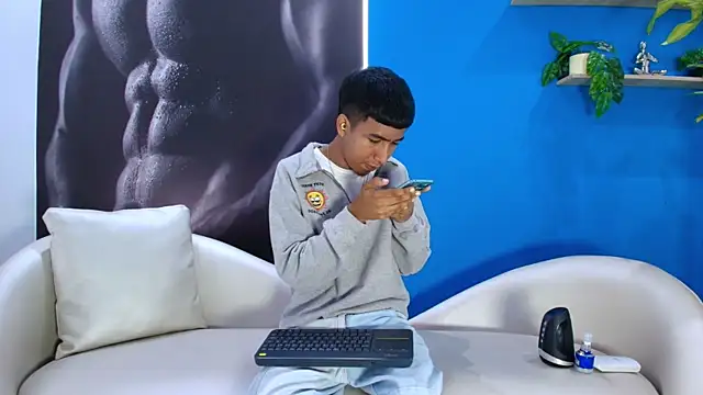 ender h0t online show from September 30, 2:00 pm