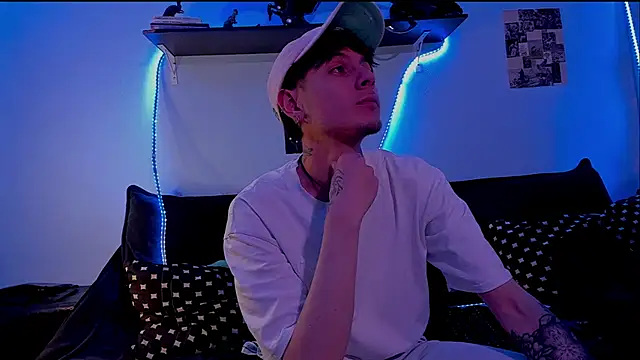 Dioniso guy8 online show from April 16, 10:23 pm