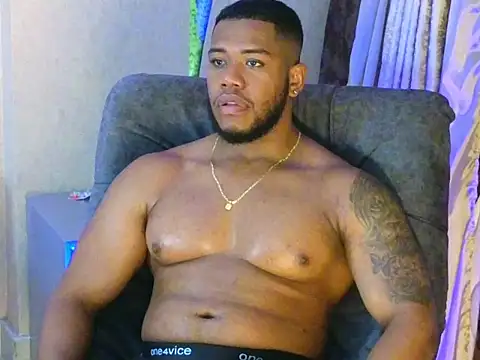 BenjaminCol  online show from October 12, 12:42 am