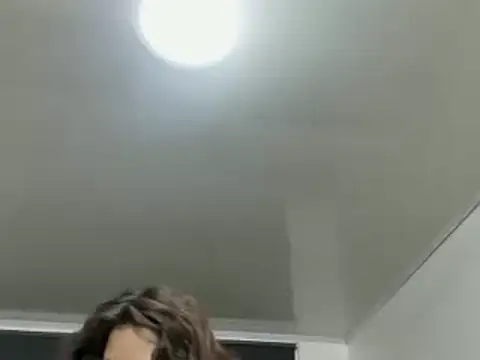 Snapshot of evelynesex chatting on April 20, 3:42 am evelynesex online show from April 20, 3:42 am