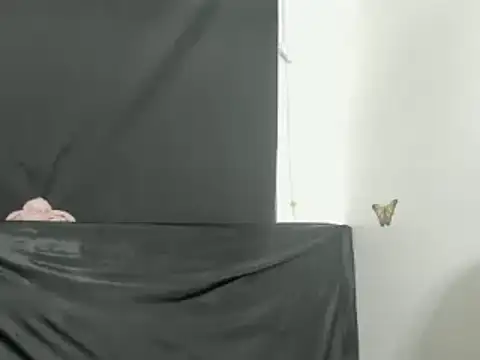 Snapshot of evelynesex chatting on April 23, 2:02 am evelynesex online show from April 23, 2:02 am