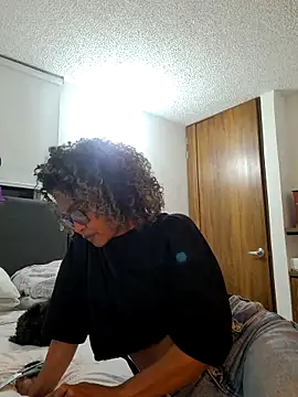 BiiancaEstradaa online show from February 12, 2:28 am