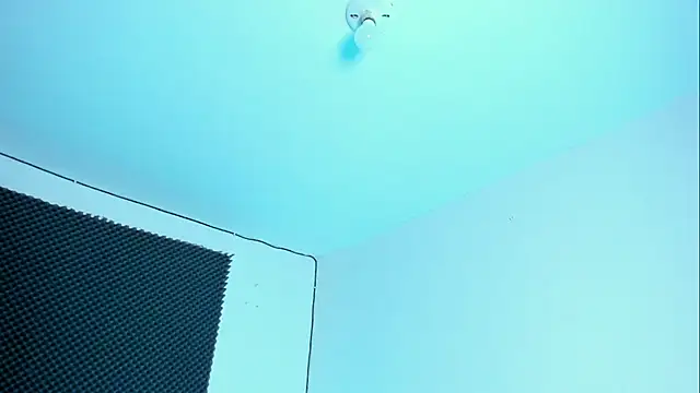 Ellope  online show from November 7, 10:10 pm