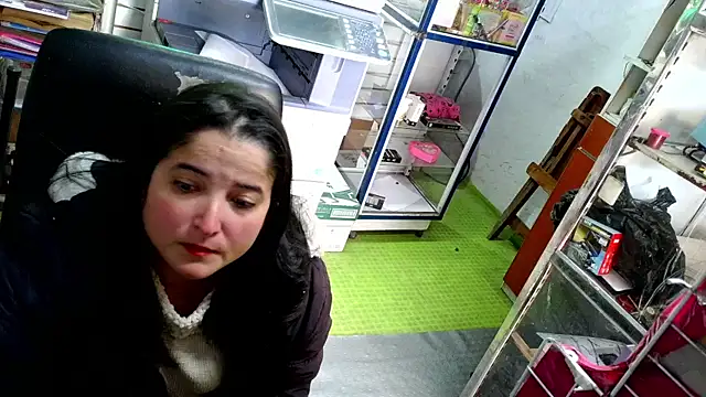 Snapshot of Ainaraazul chatting on September 8, 8:41 pm Ainaraazul online show from September 8, 8:41 pm