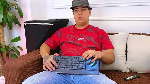 Naim Bennetsex online show from March 21, 6:33 pm