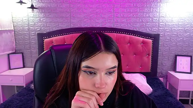 Natalie loffreda online show from September 11, 2:55 am