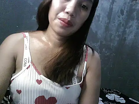 sweet bunnie online show from May 22, 6:35 pm