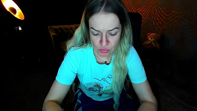 Anna Snows online show from May 30, 4:42 am