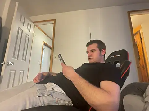 Snapshot of cumitted chatting on January 15, 11:30 pm cumitted online show from January 15, 11:30 pm