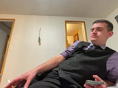 Snapshot of cumitted chatting on February 7, 6:28 am cumitted online show from February 7, 6:28 am