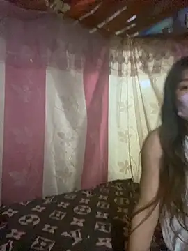 PhanHaa online show from October 26, 12:44 pm