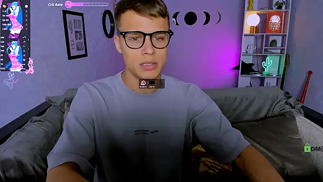 Snapshot of sam_nexor chatting on October 8, 9:18 am sam nexor online show from October 8, 9:18 am