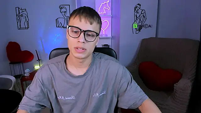 Snapshot of sam_nexor chatting on October 9, 7:06 am sam nexor online show from October 9, 7:06 am