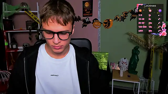 Snapshot of sam_nexor chatting on October 31, 9:38 pm sam nexor online show from October 31, 9:38 pm