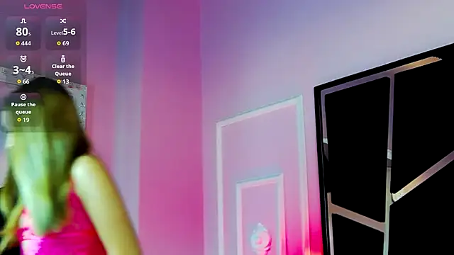 Snapshot of Breezelle chatting on October 19, 3:56 pm Breezelle online show from October 19, 3:56 pm