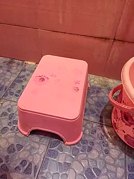 Snapshot of Alimbaby chatting on September 23, 9:34 am Alimbaby online show from September 23, 9:34 am