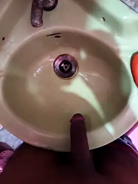 Snapshot of Alimbaby chatting on November 16, 12:00 pm Alimbaby online show from November 16, 12:00 pm