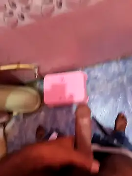 Snapshot of Alimbaby chatting on November 22, 10:47 am Alimbaby online show from November 22, 10:47 am