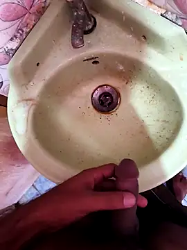 Snapshot of Alimbaby chatting on November 29, 11:13 am Alimbaby online show from November 29, 11:13 am