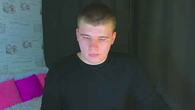 Snapshot of kittenmurr chatting on September 27, 8:36 pm kittenmurr online show from September 27, 8:36 pm