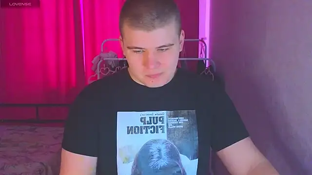 kittenmurr online show from March 5, 5:36 am