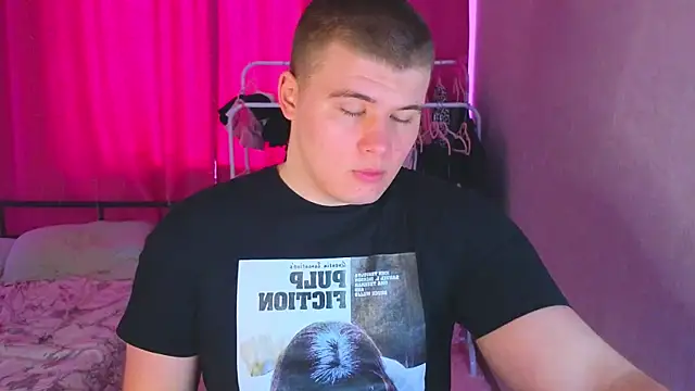 kittenmurr online show from March 9, 4:27 am