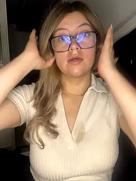 Blair Bunnyy online show from October 24, 3:14 am