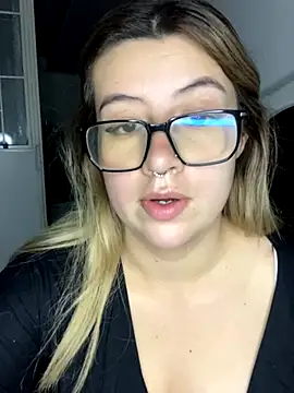 Blair Bunnyy online show from November 14, 4:44 am