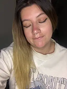 Blair Bunnyy online show from April 14, 10:10 am