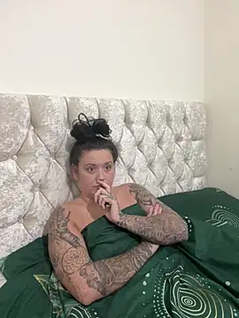 Snapshot of Charsworld chatting on March 6, 7:38 am Charsworld online show from March 6, 7:38 am