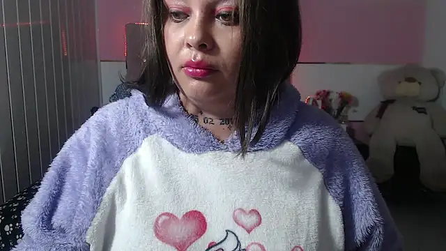 Snapshot of patty_squirt_ chatting on March 12, 9:55 am patty squirt online show from March 12, 9:55 am