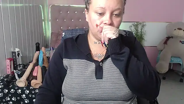 Snapshot of patty_squirt_ chatting on September 16, 2:56 am patty squirt online show from September 16, 2:56 am