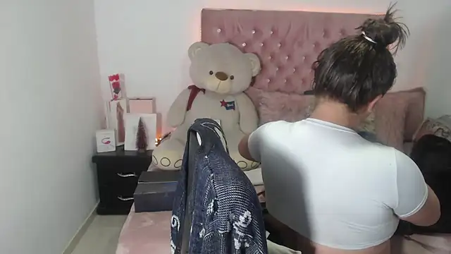 Snapshot of patty_squirt_ chatting on October 4, 2:31 am patty squirt online show from October 4, 2:31 am