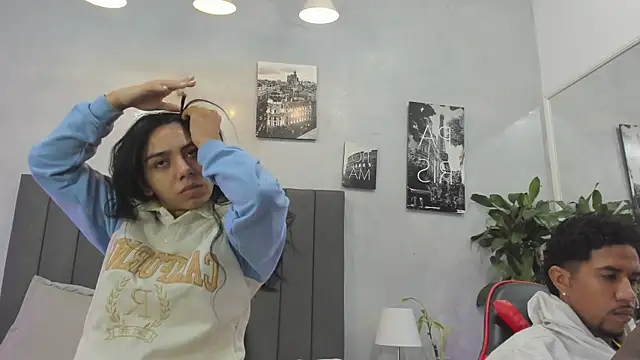 violet and myers online show from September 30, 11:26 am