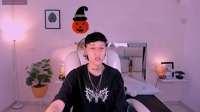 Luci Rose online show from October 23, 2:33 am