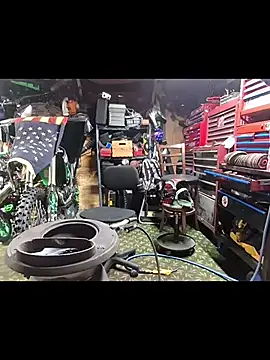 twistafatpipe online show from November 19, 4:01 am