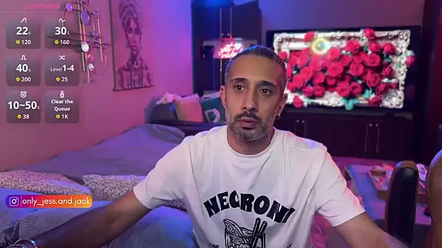 Snapshot of Secret_Lovers1 chatting on March 24, 6:57 pm Secret Lovers1 online show from March 24, 6:57 pm