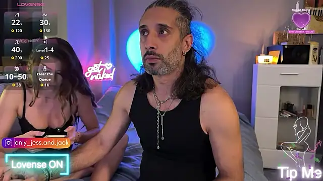 Snapshot of Secret_Lovers1 chatting on March 28, 9:47 pm Secret Lovers1 online show from March 28, 9:47 pm