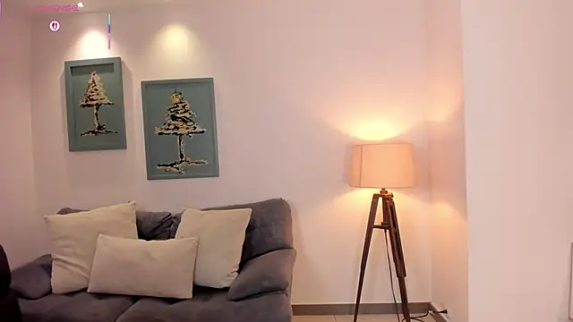 VeronicaBlue online show from October 27, 9:24 am