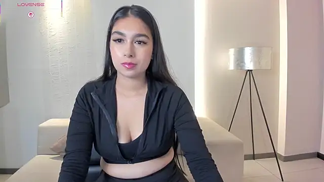 VeronicaBlue online show from November 13, 9:30 am