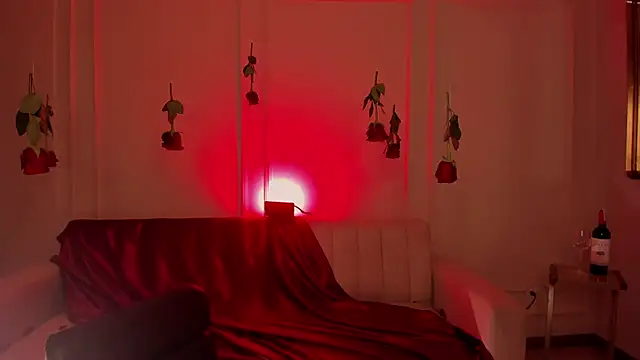 Snapshot of MaddisonTaylor1 chatting on October 24, 8:49 pm MaddisonTaylor1 online show from October 24, 8:49 pm