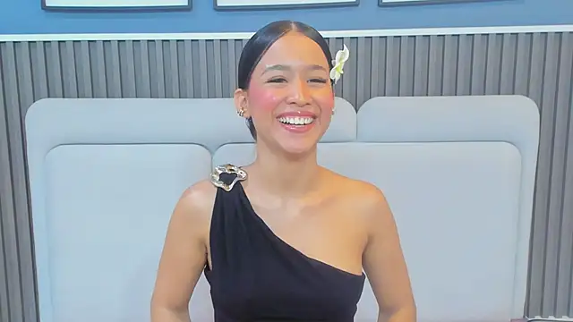 lily  star online show from March 4, 3:34 am